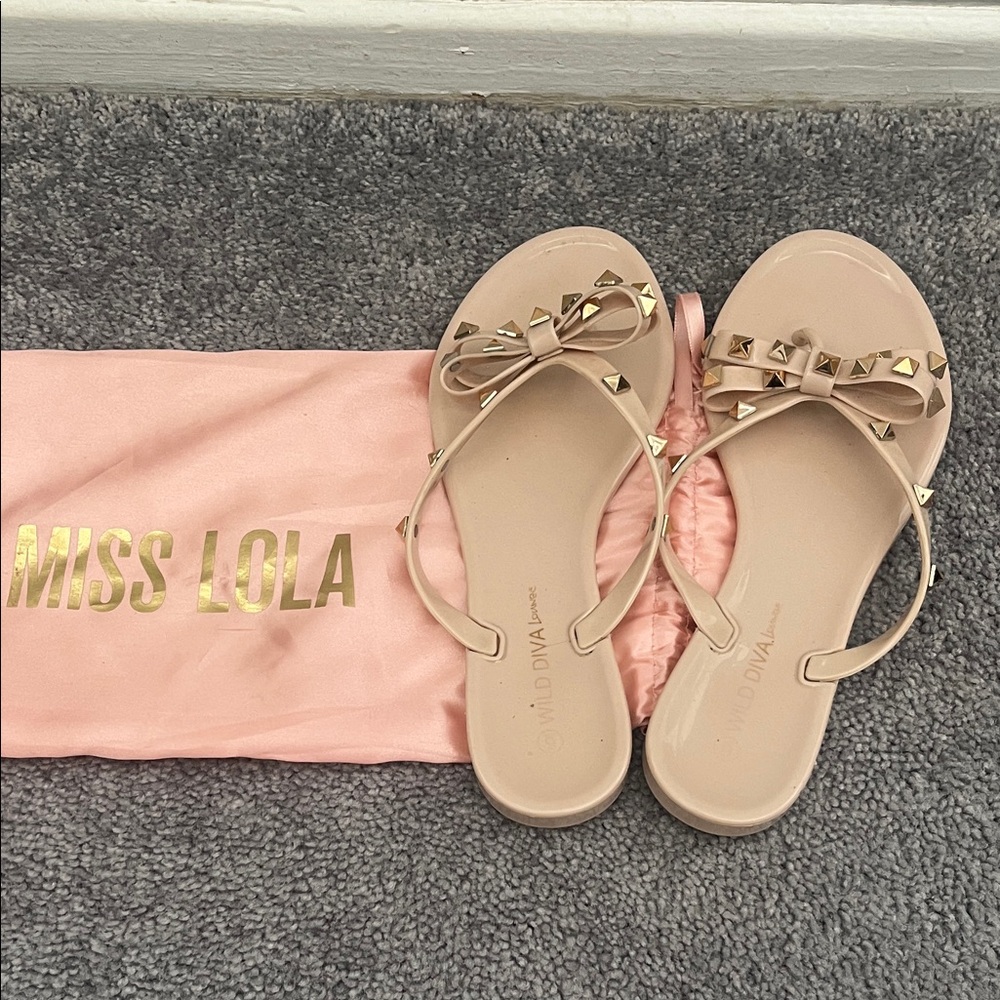 Miss Lola Beige Bow Sandals